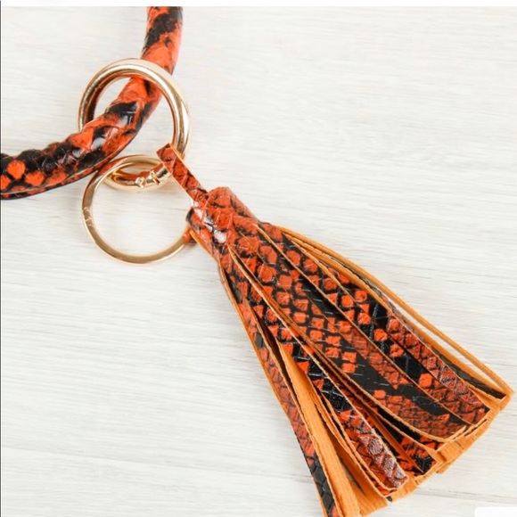 Brand New Leather Tassel Key Ring - Picture 3 of 6